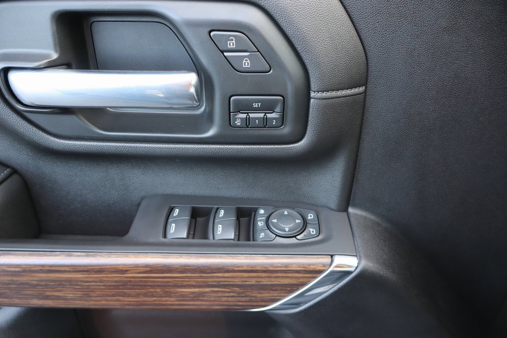 Used 2021 Chevrolet Silverado 2500 High Country w/ Z71 Off-Road Package image 10