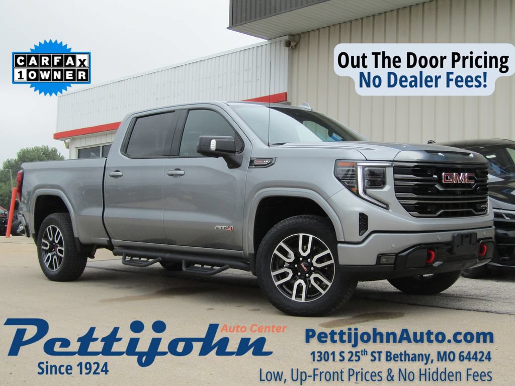 Used 2024 GMC Sierra 1500 AT4 w/ Technology Package AWD/4WD image 1