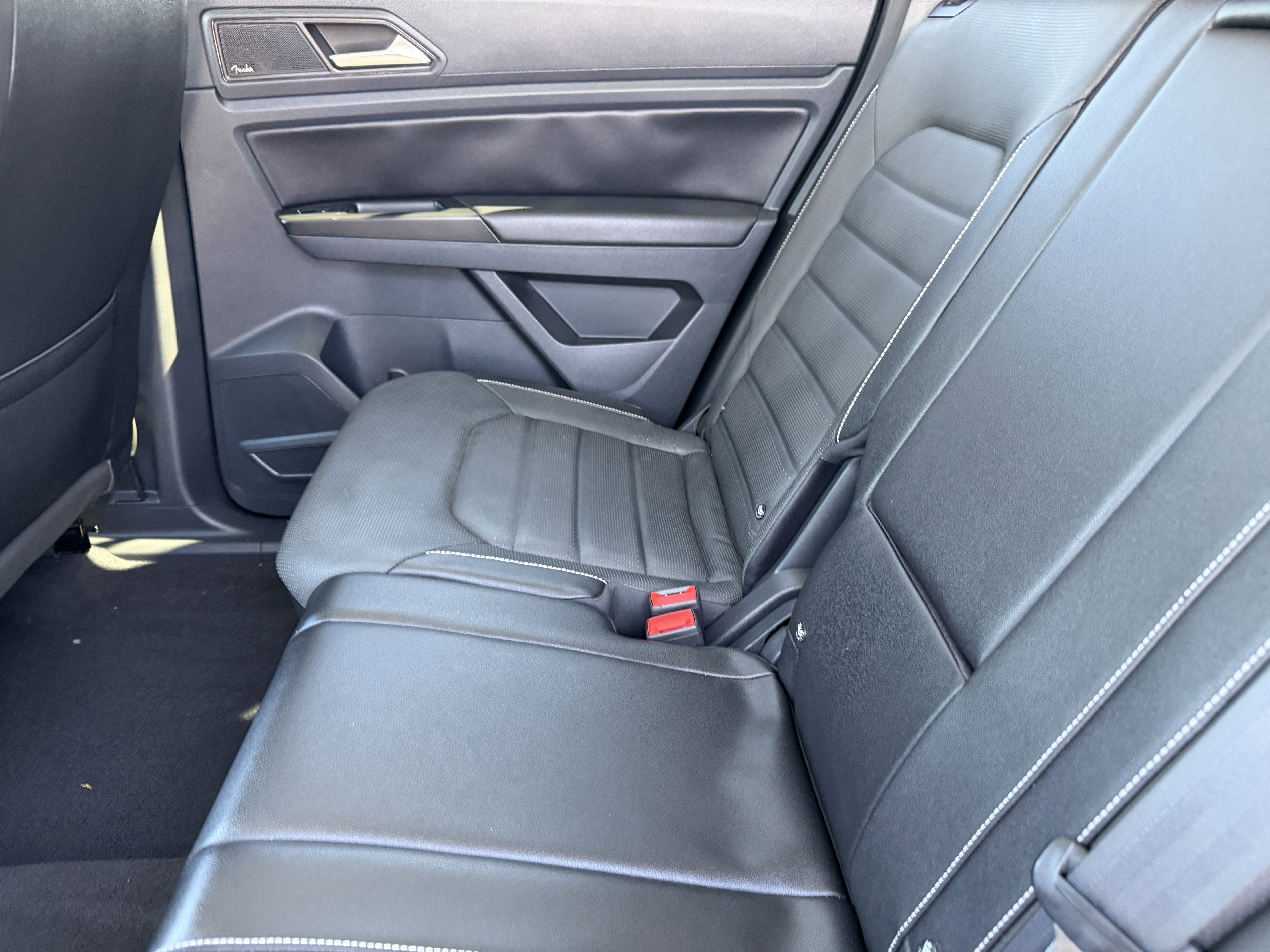 Used 2021 Volkswagen Atlas SEL Premium image 12