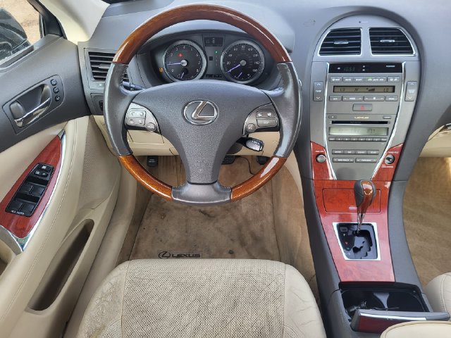 Used 2011 Lexus ES 350 FWD image 23