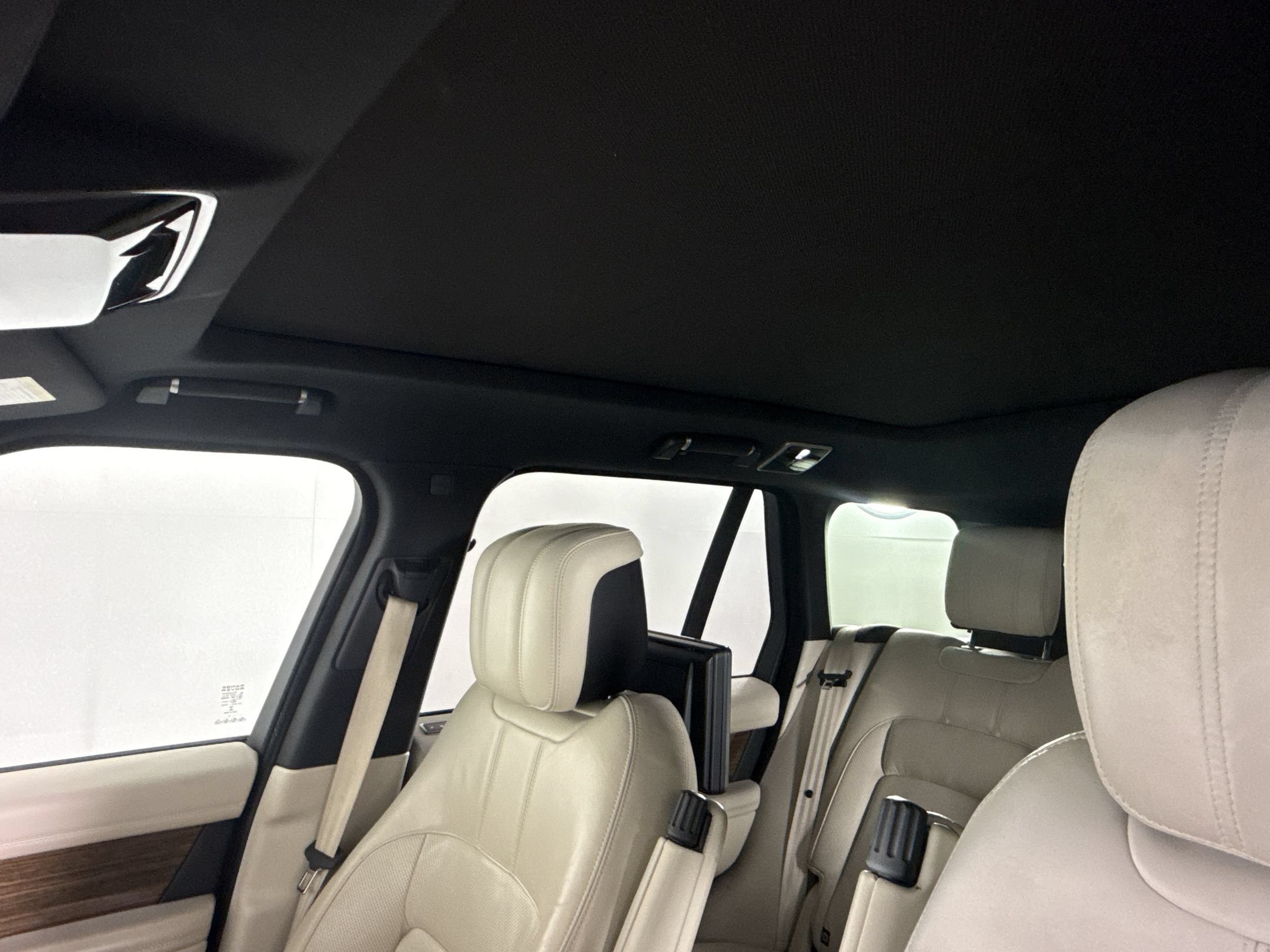 Certified 2019 Land Rover Range Rover HSE AWD/4WD image 24