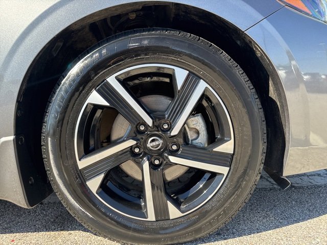 Used 2024 Nissan Sentra SV image 9