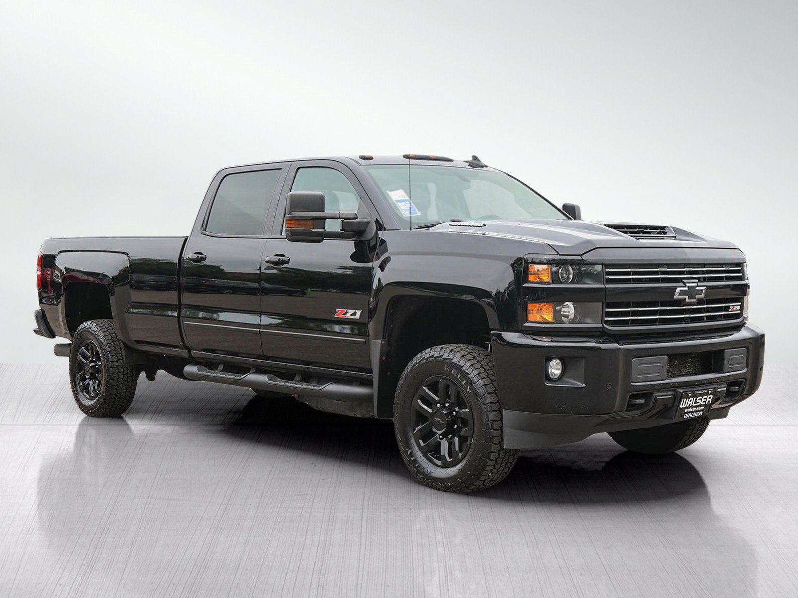Used 2019 Chevrolet Silverado 2500 LTZ w/ Midnight Edition AWD/4WD image 7