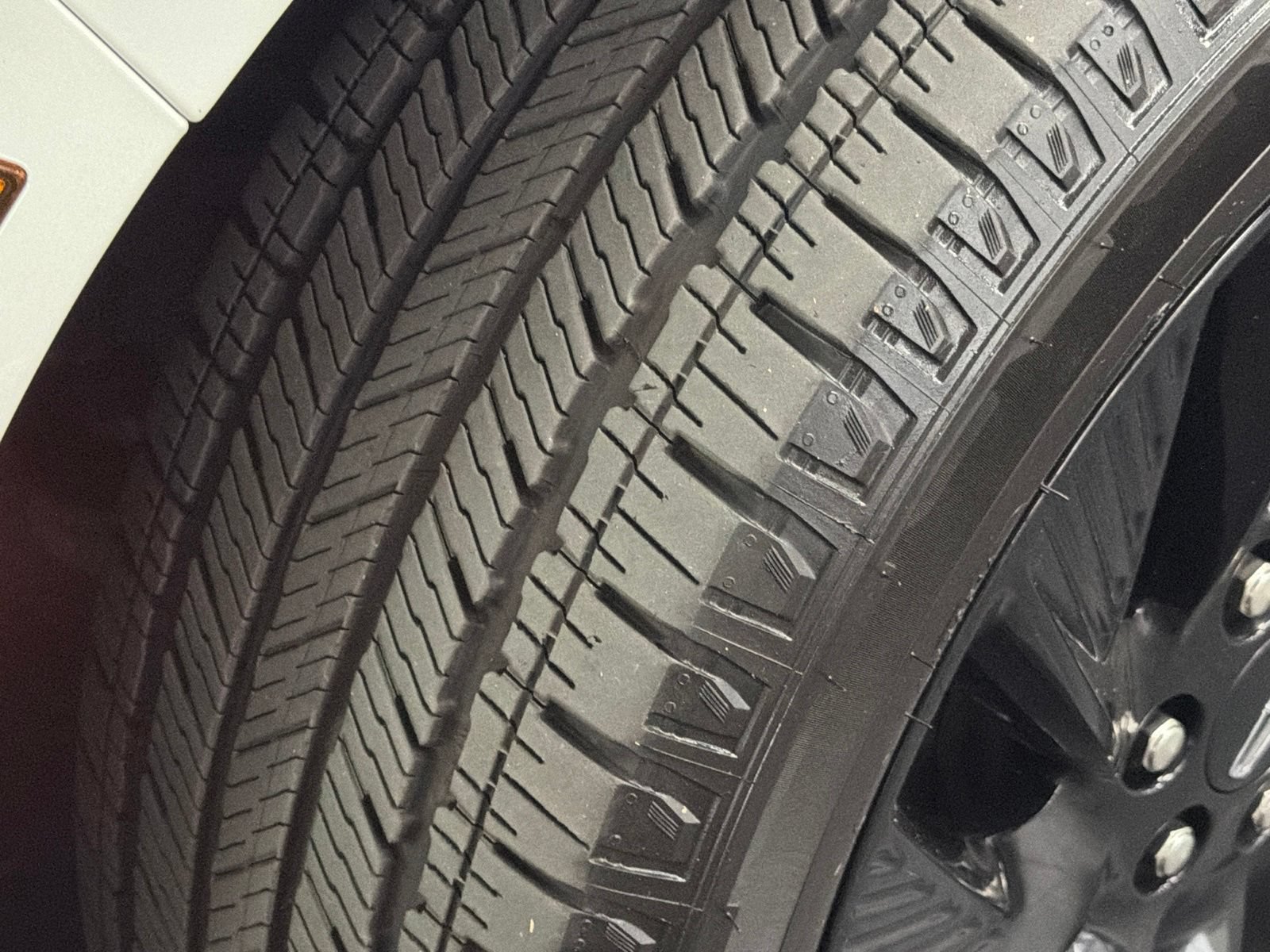 Used 2025 Lincoln Navigator L Reserve w/ Jet Appearance Package AWD/4WD image 16