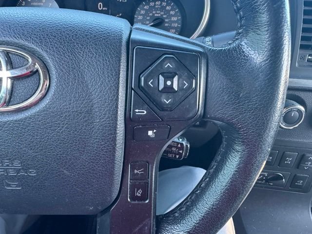 Used 2020 Toyota Sequoia Platinum AWD/4WD image 32