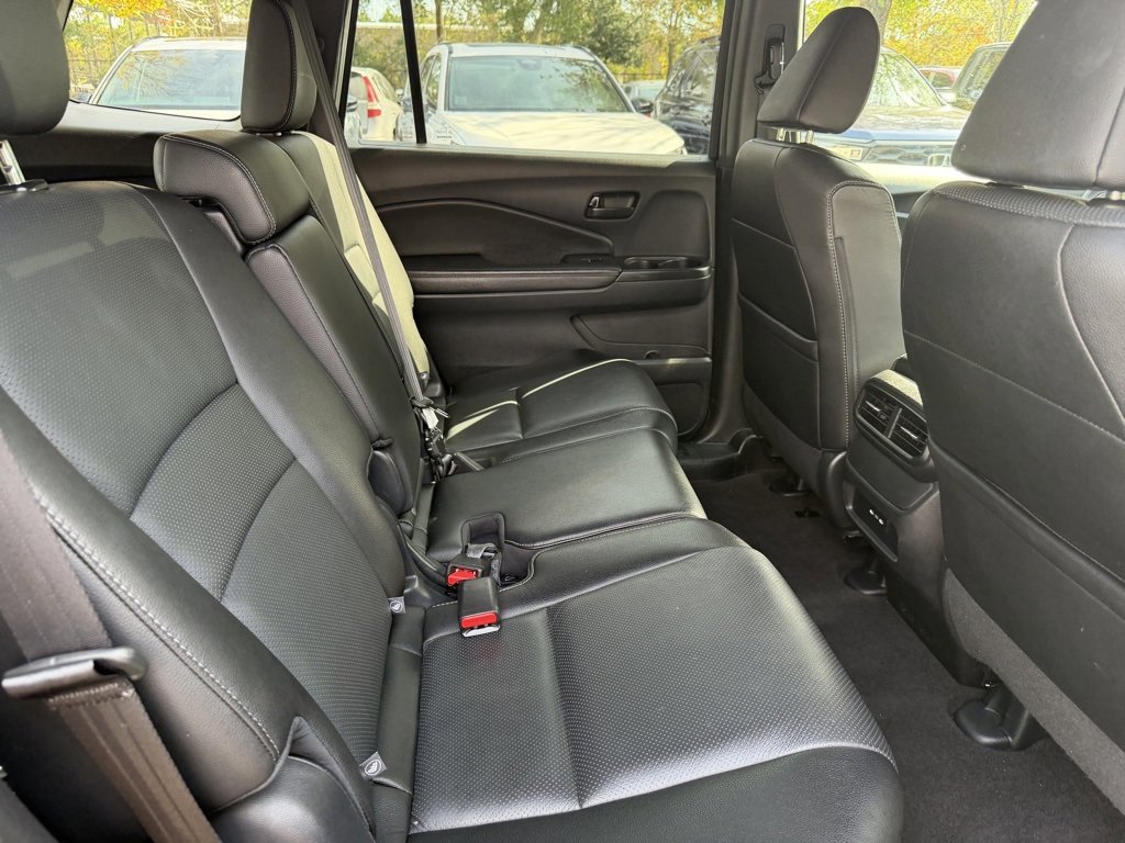 Certified 2024 Honda Passport EX-L image 8