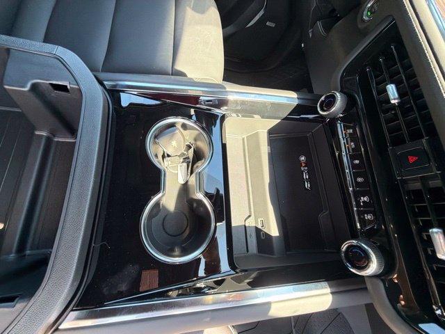 New 2026 Chevrolet Tahoe LT w/ Advanced Technology Package AWD/4WD image 32