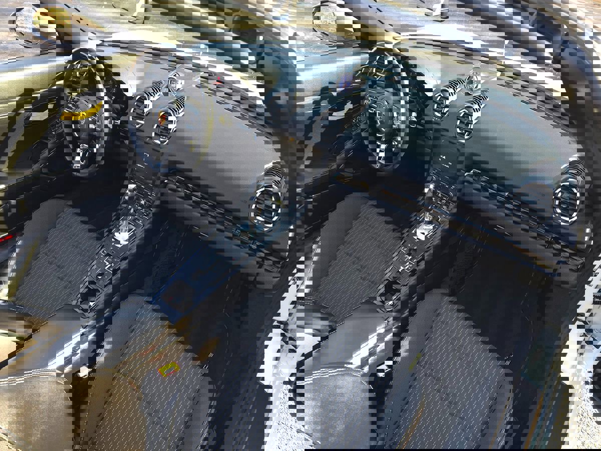 Used 2023 Porsche 718 Boxster image 21