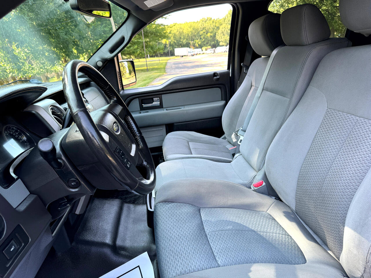 Used 2012 Ford F150 XLT image 11