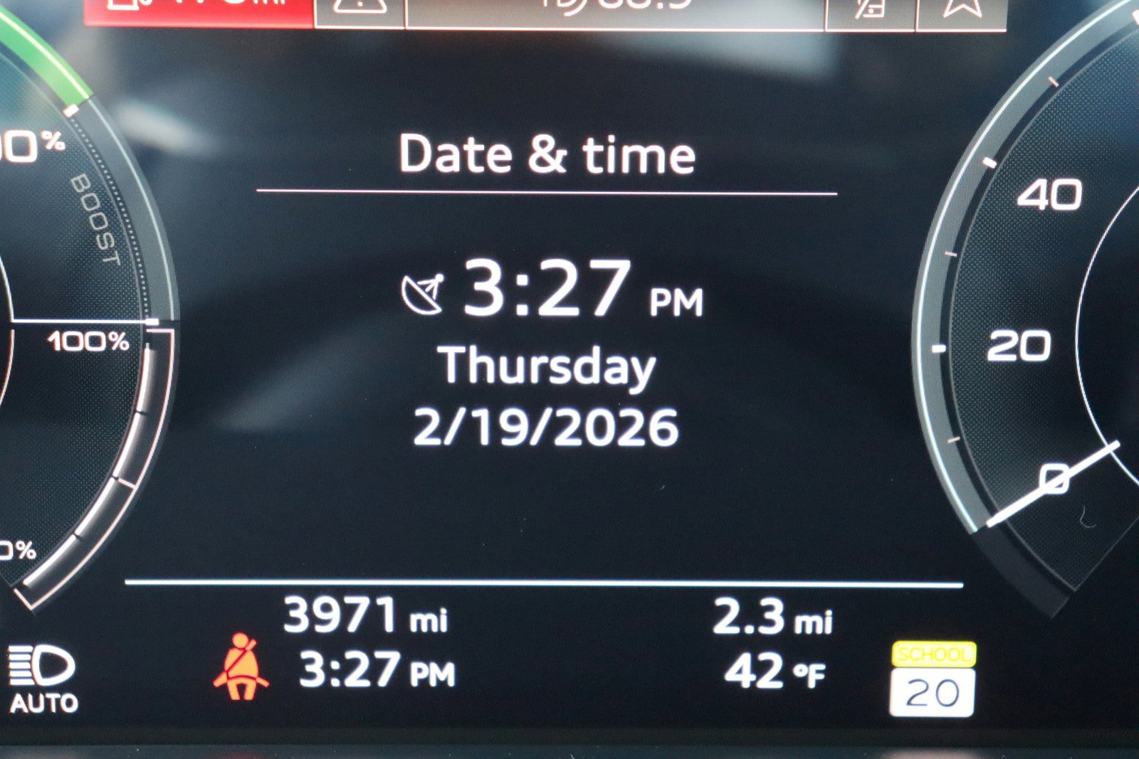 Used 2019 Audi e-tron Prestige w/ Prestige Package image 31