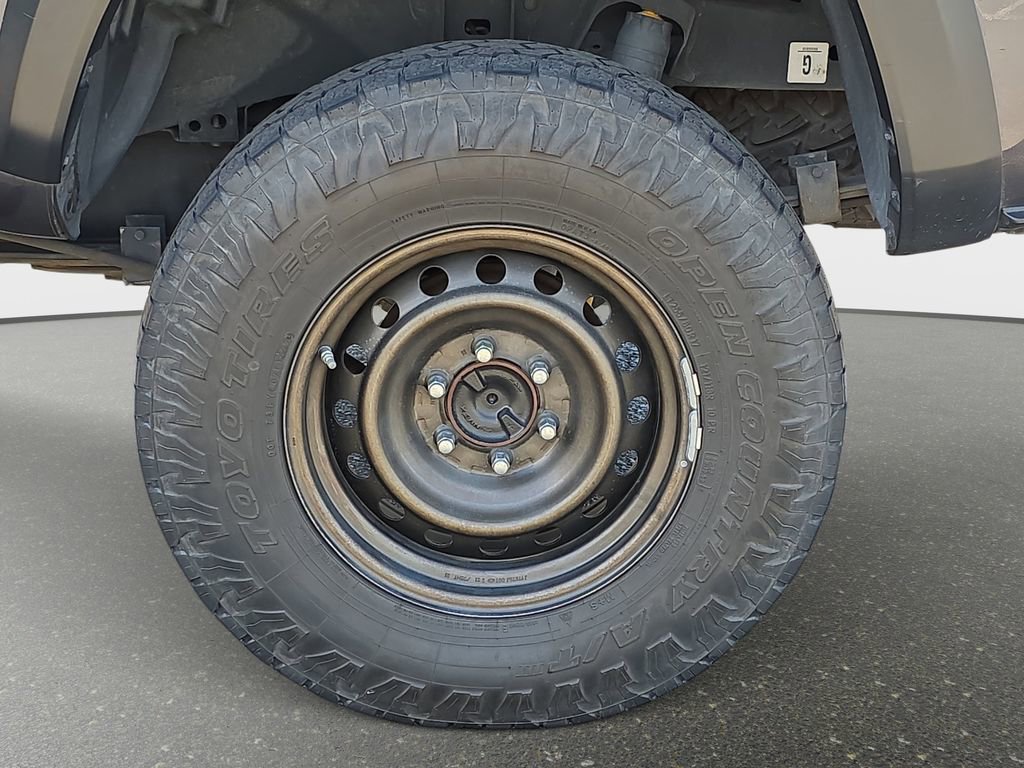 Used 2019 Toyota Tacoma TRD Off-Road w/ Technology Package AWD/4WD image 35
