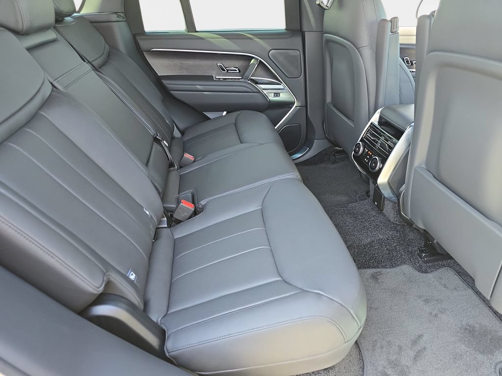New 2026 Land Rover Range Rover SE AWD/4WD image 11