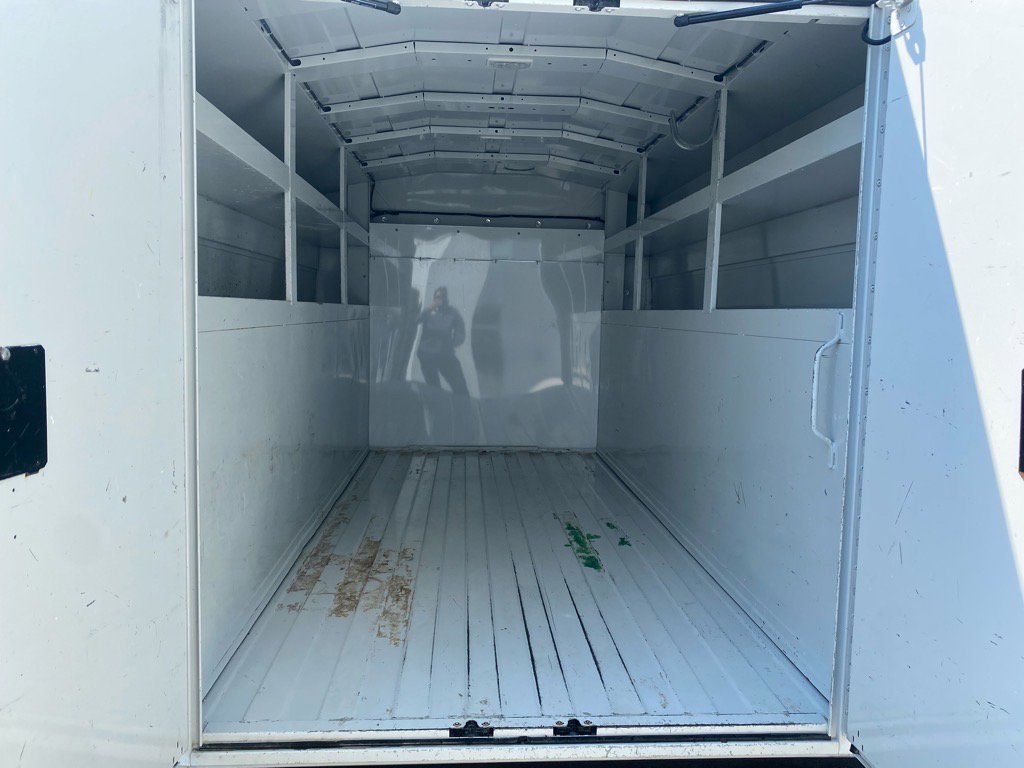 Used 2018 Ford Transit 350 138 w/ Exterior Upgrade Package image 30