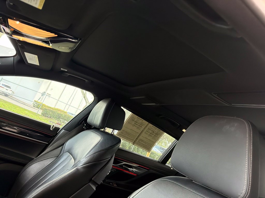 Used 2019 BMW 740i xDrive w/ Executive Package AWD/4WD image 18
