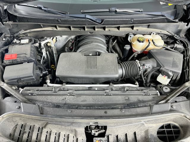 Used 2023 Cadillac Escalade Premium Luxury w/ LPO, Floor Liner Package AWD/4WD image 32
