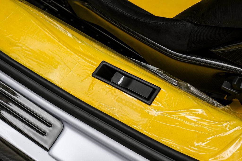 Used 2025 Ferrari SF90 Stradale XX AWD/4WD image 33