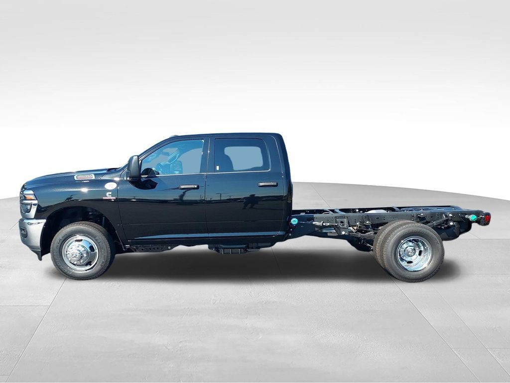 New 2027 RAM 3500 Tradesman w/ Chrome Appearance Group A AWD/4WD image 2