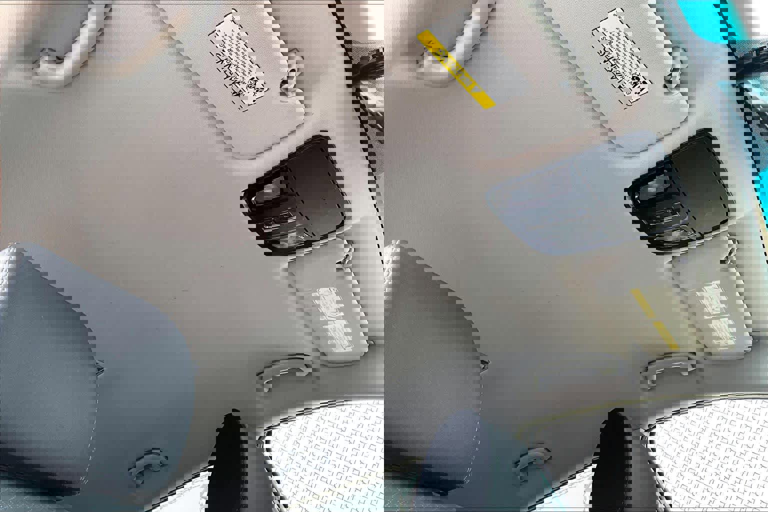 Used 2020 Kia Sorento S image 14