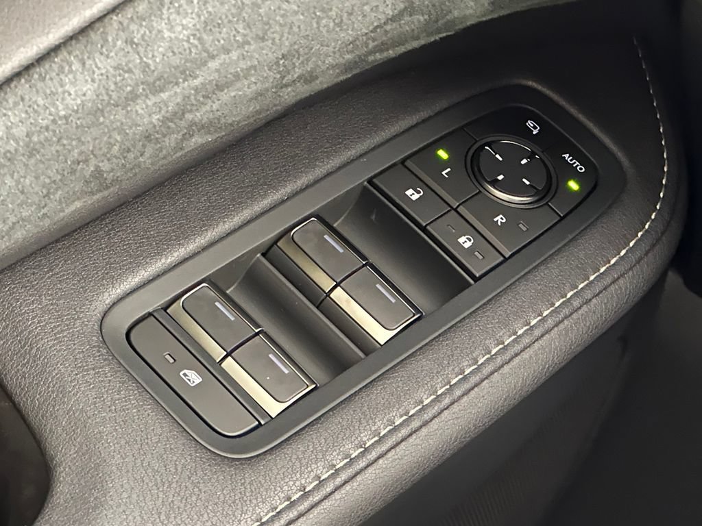 New 2026 Lexus TX 500h AWD image 34