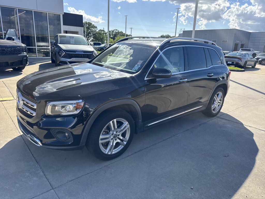 Used 2020 Mercedes-Benz GLB 250 image 2