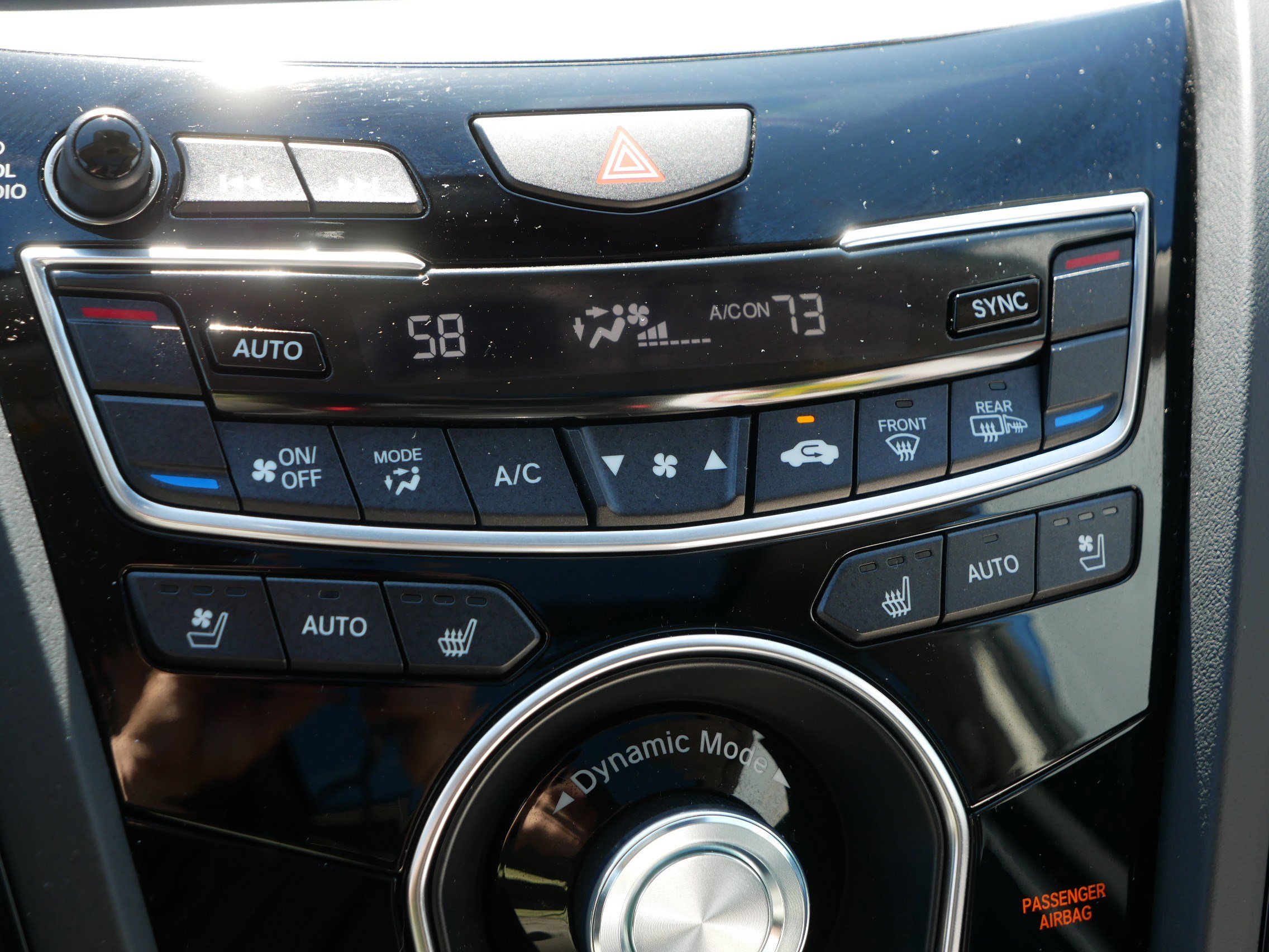 Used 2025 Acura RDX SH-AWD w/ Advance Package image 23