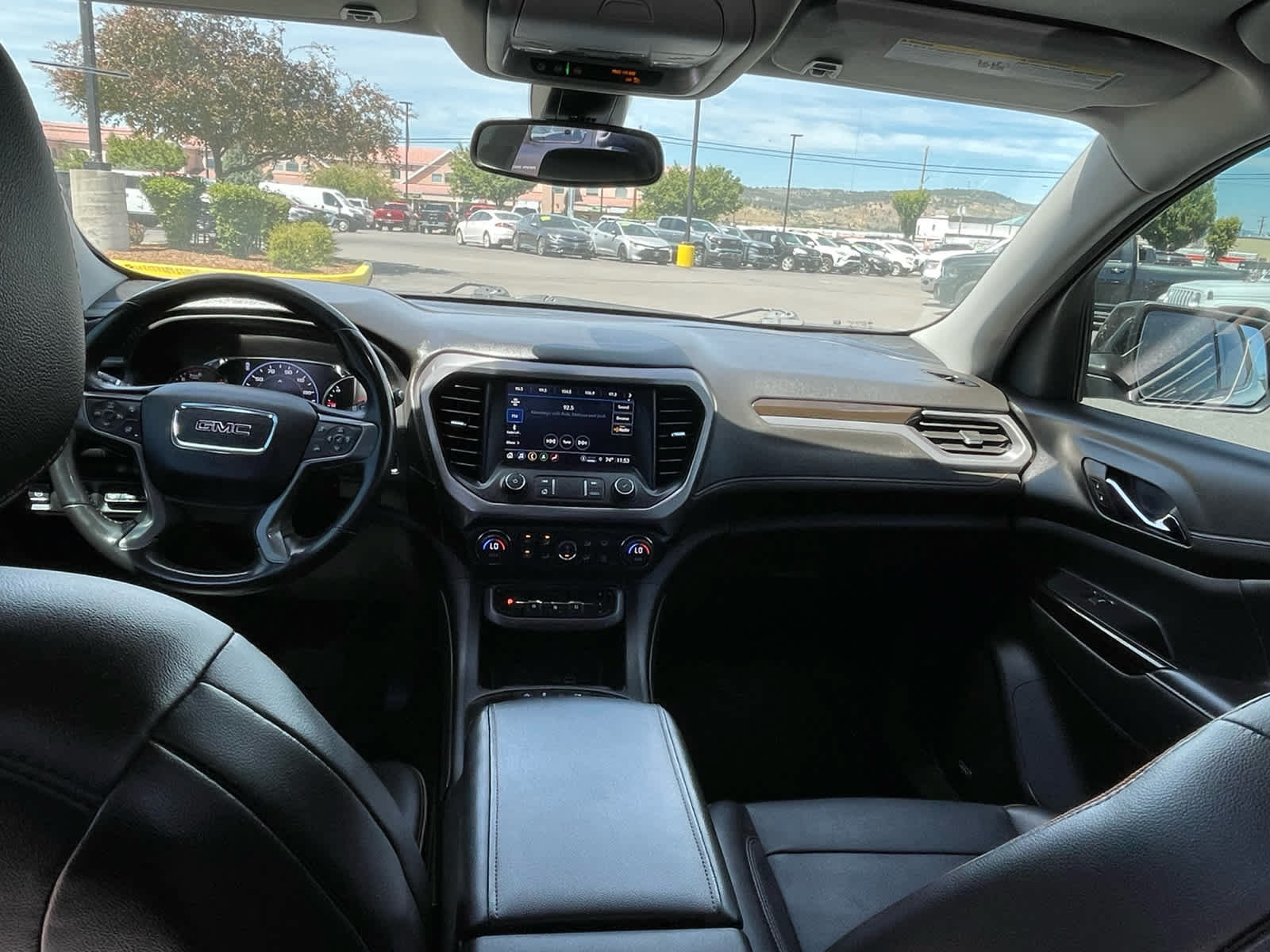 Used 2021 GMC Acadia AT4 w/ Technology Package AWD/4WD image 12
