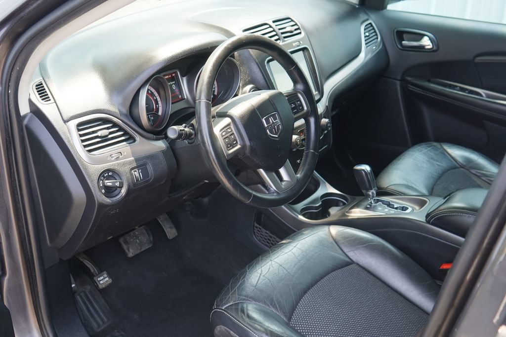 Used 2018 Dodge Journey Crossroad AWD/4WD image 12