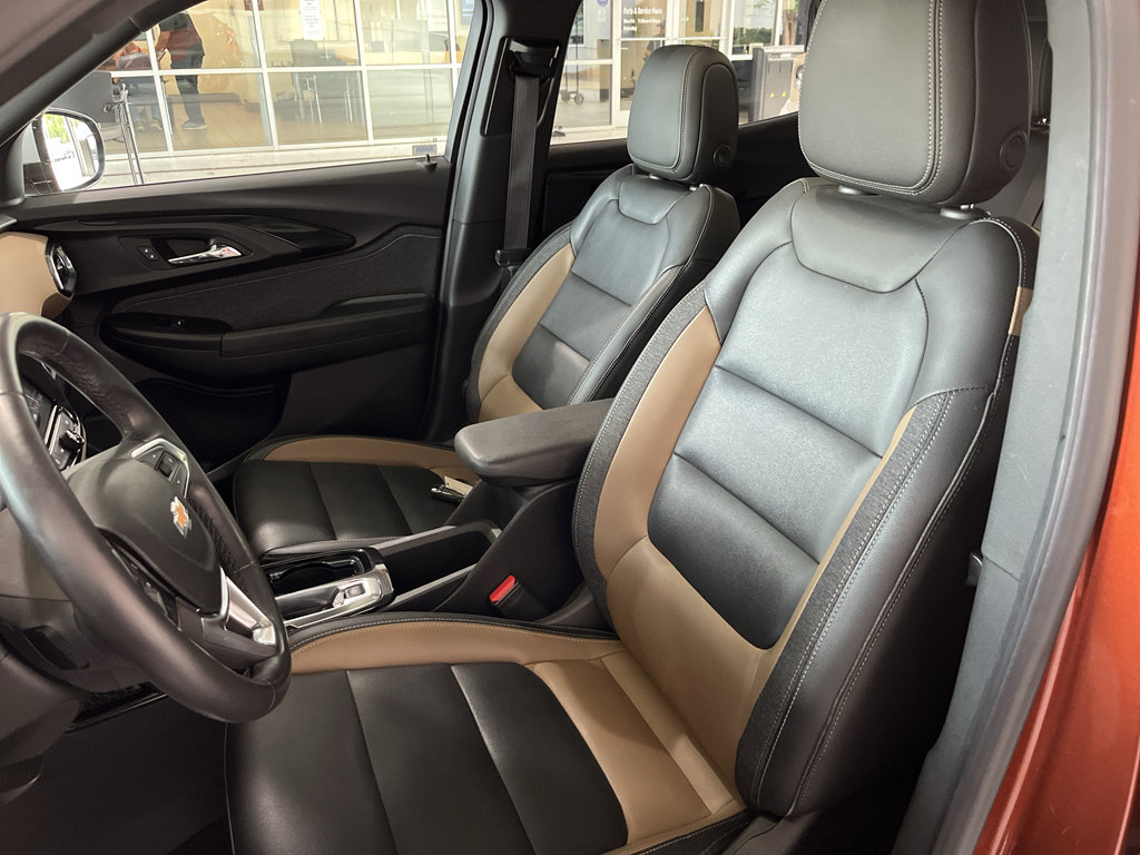 Used 2021 Chevrolet TrailBlazer ACTIV w/ Sun and Liftgate Package image 13