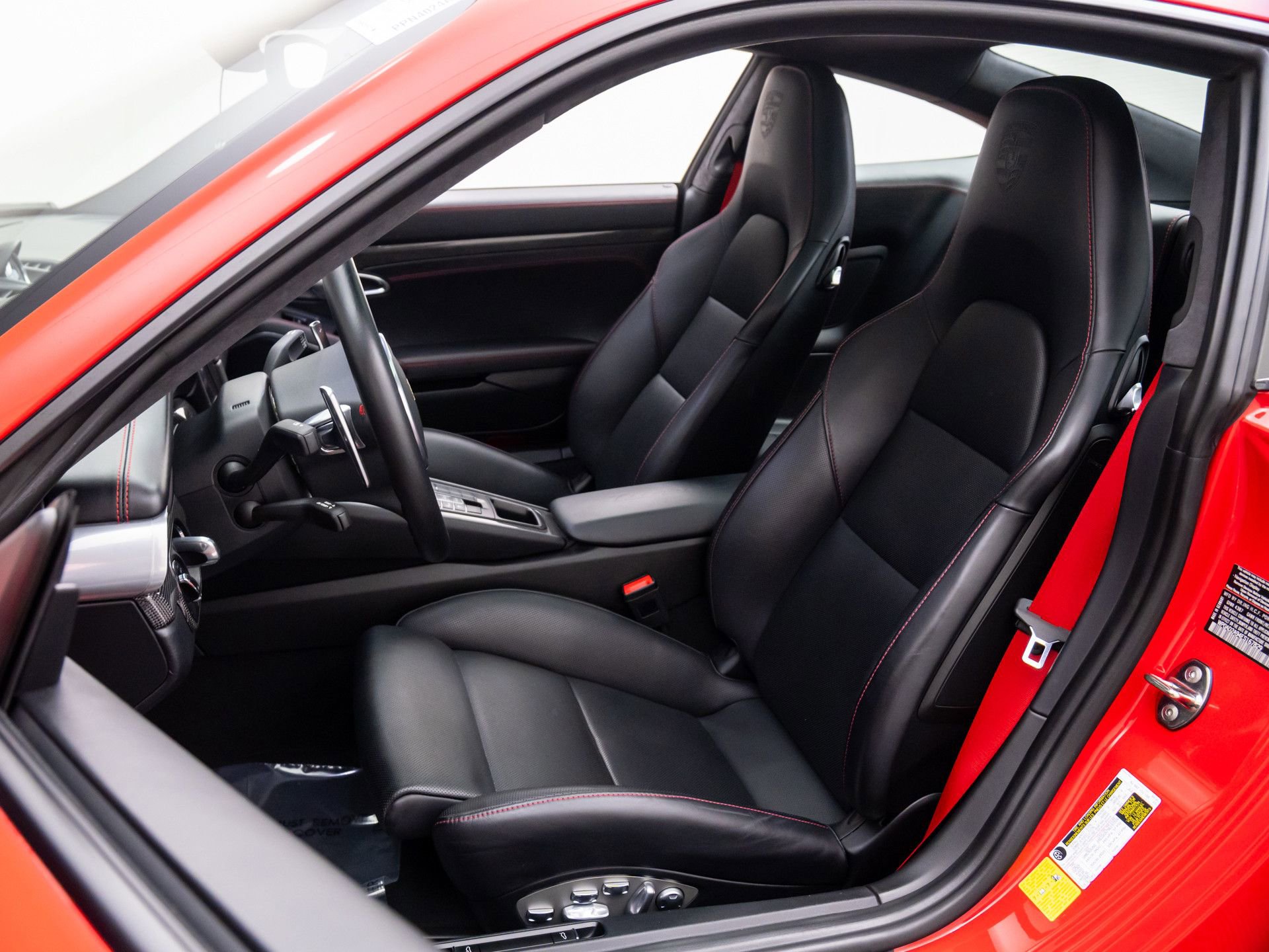 Used 2014 Porsche 911 Turbo S image 5