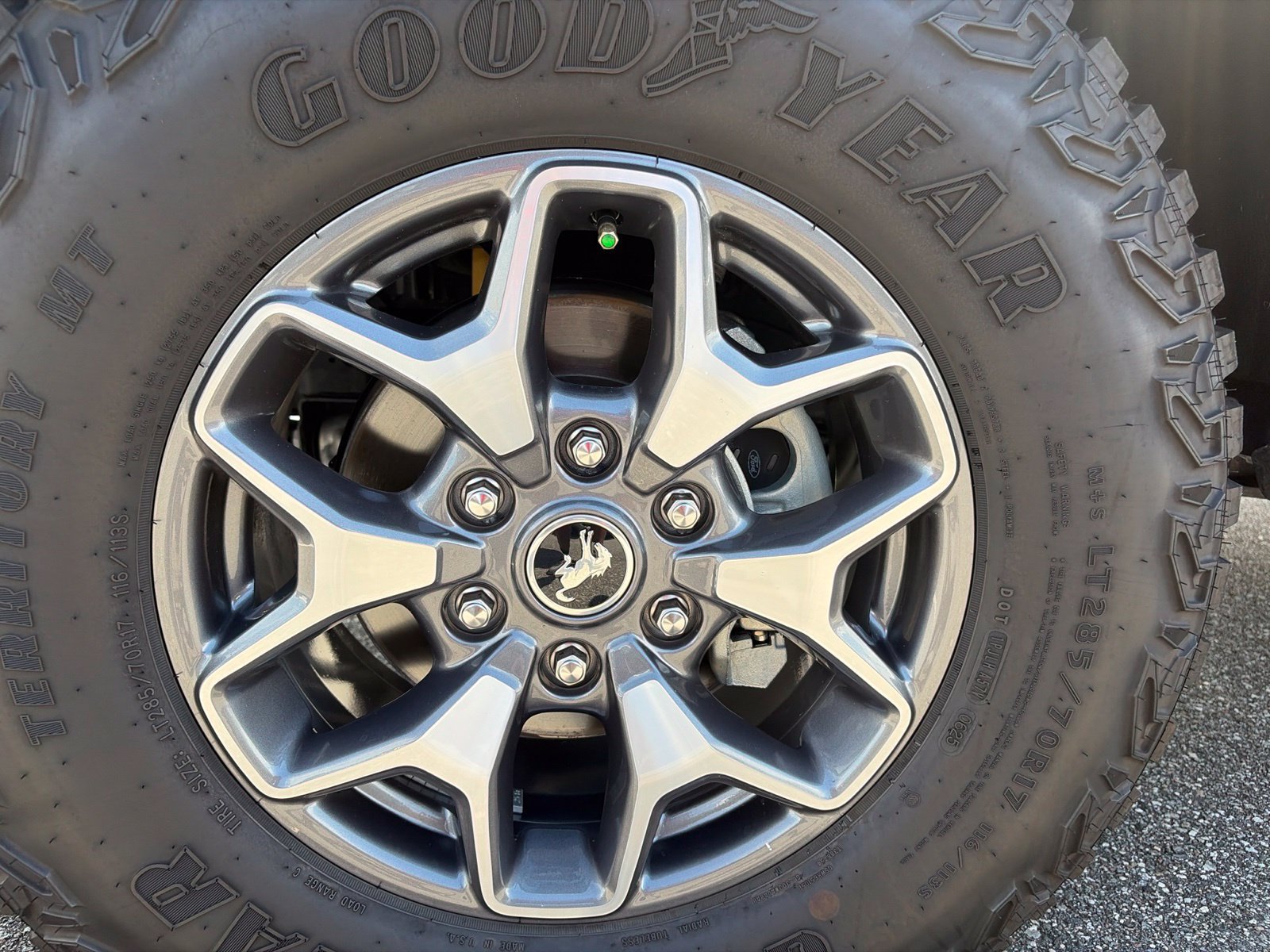 Certified 2025 Ford Bronco Badlands AWD/4WD image 13
