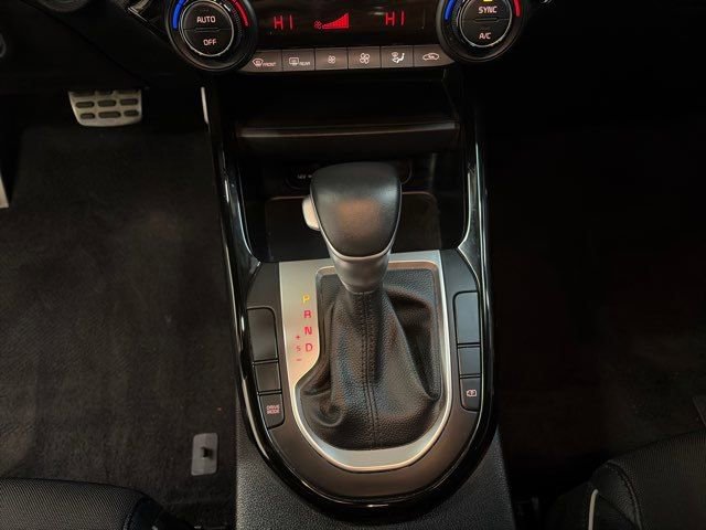 Used 2024 Kia Forte GT-Line image 21