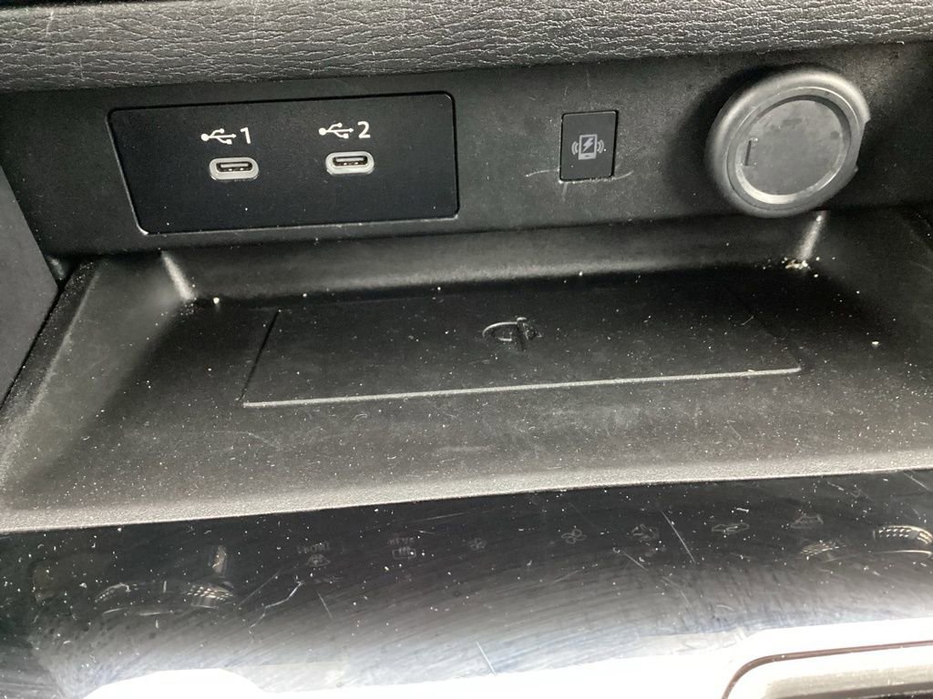 Used 2025 Mitsubishi Outlander AWD image 25