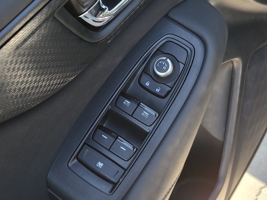 Certified 2025 Subaru Outback Premium image 18