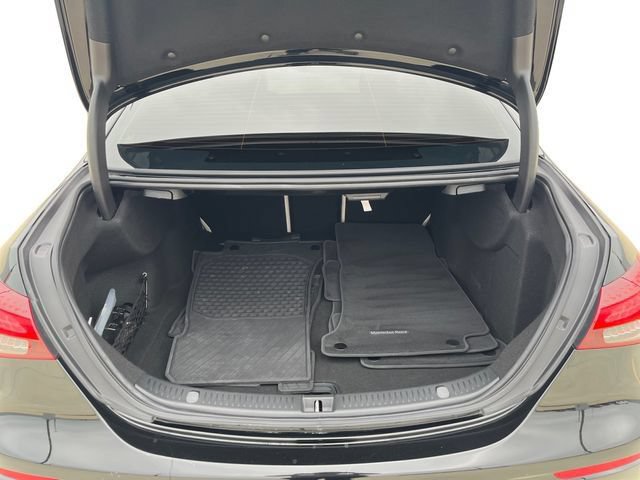 Used 2023 Mercedes-Benz E 350 Sedan image 18