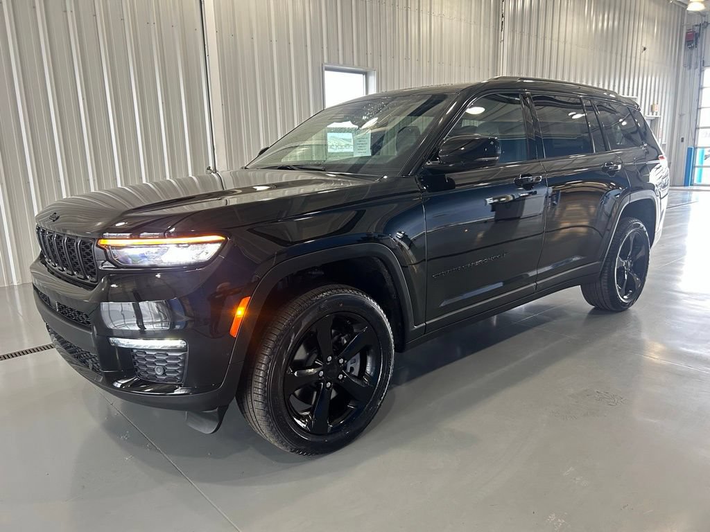 New 2025 Jeep Grand Cherokee L Limited w/ Luxury Tech Group II RWD image 3