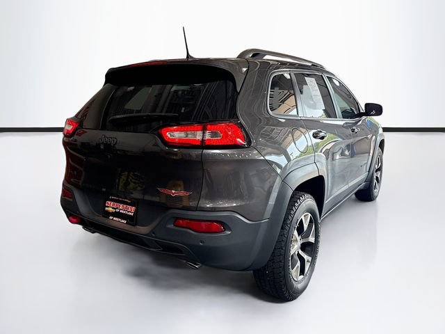 Used 2017 Jeep Cherokee Trailhawk w/ Cold Weather Group AWD/4WD image 31