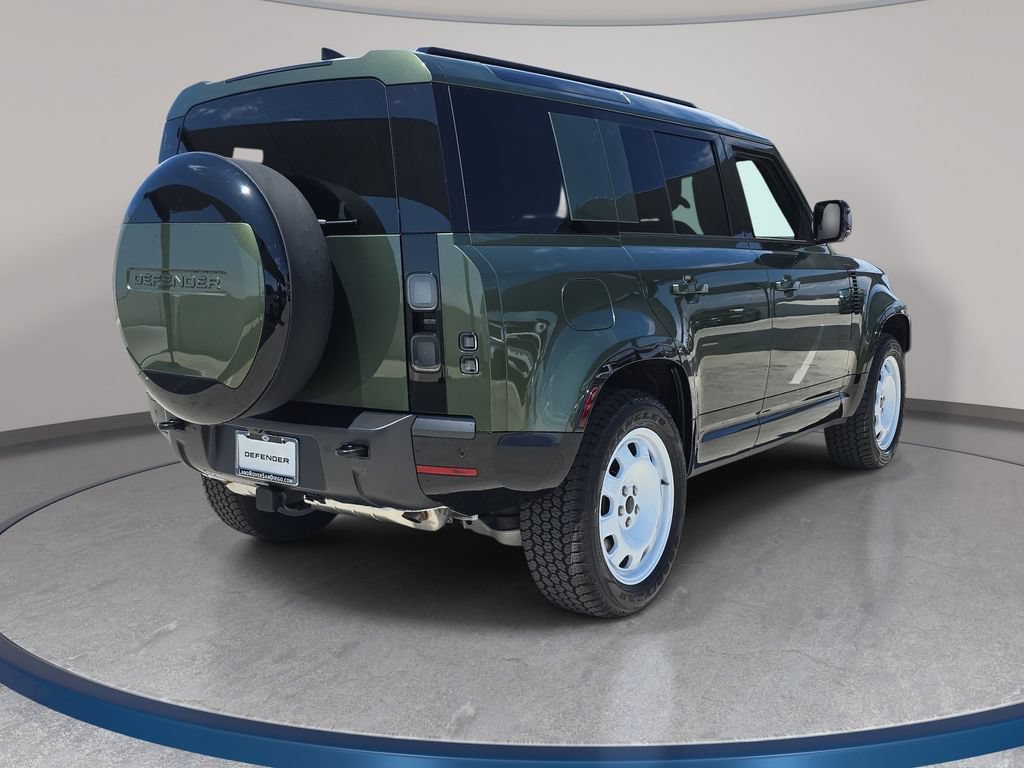 New 2026 Land Rover Defender 110 X-Dynamic SE AWD/4WD image 5