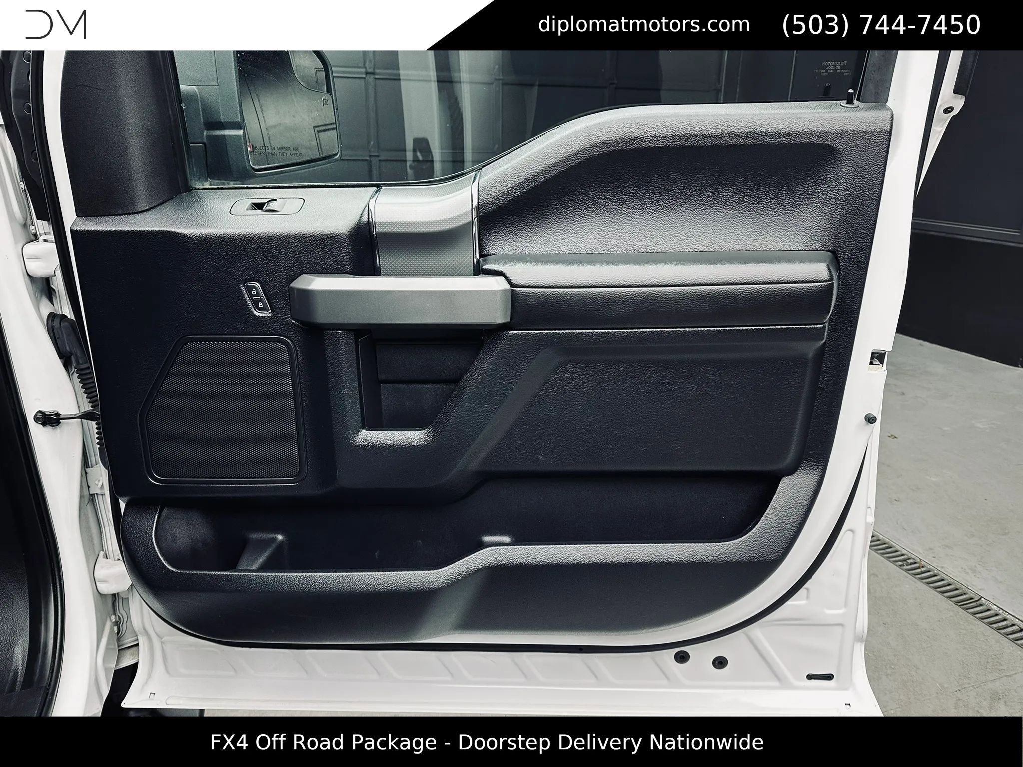 Used 2017 Ford F150 XLT w/ Equipment Group 302A Luxury AWD/4WD image 27