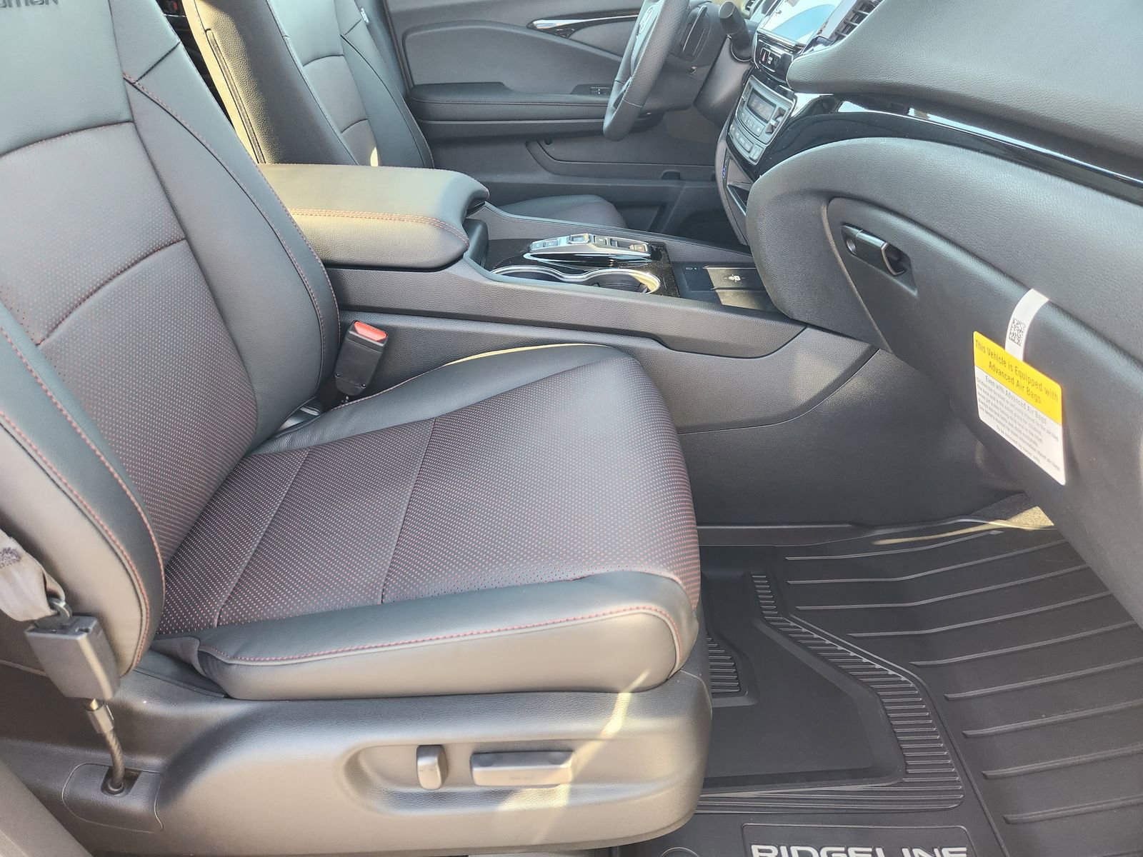 New 2026 Honda Ridgeline Black Edition image 16