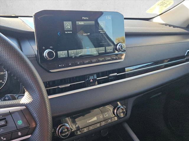 Used 2024 Mitsubishi Outlander SE Black Edition image 10