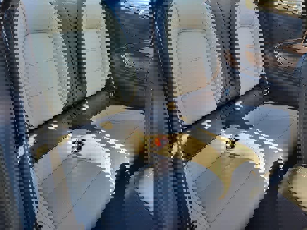 Used 2025 Ford Mustang GT Premium image 16