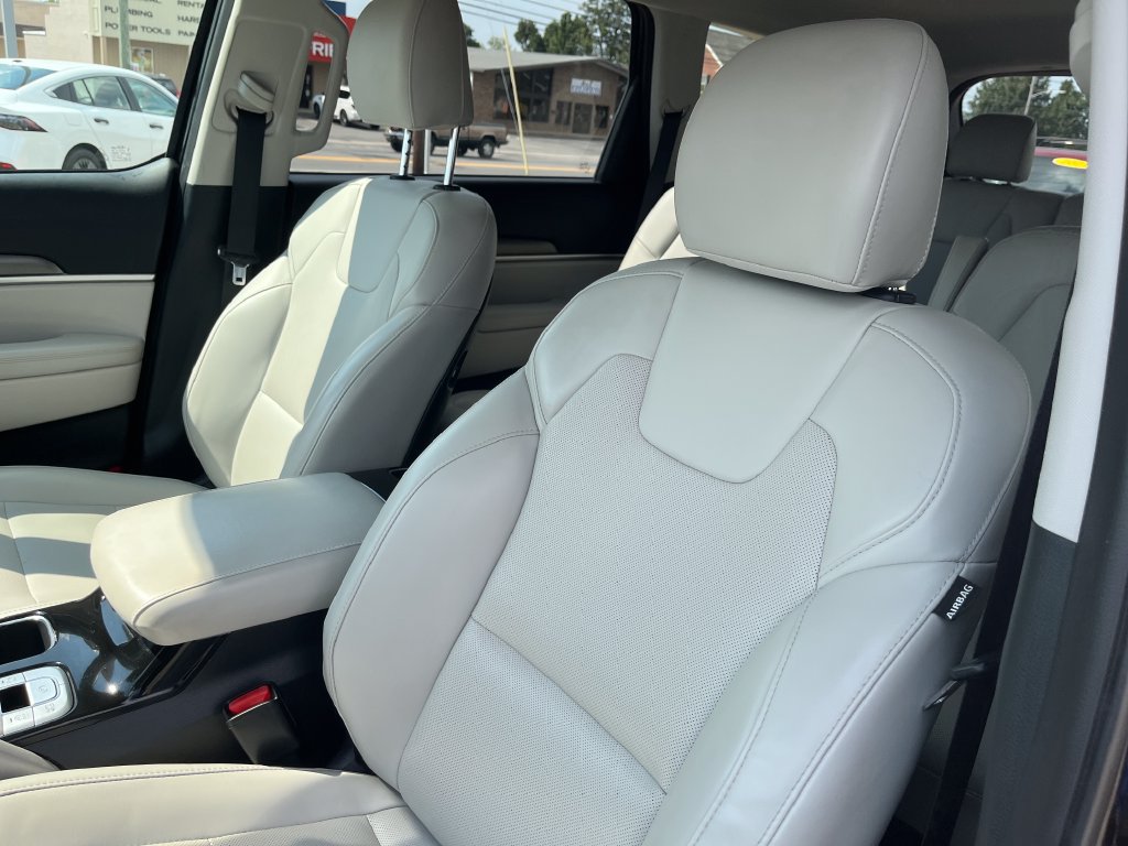 Used 2021 Kia Telluride S FWD image 12