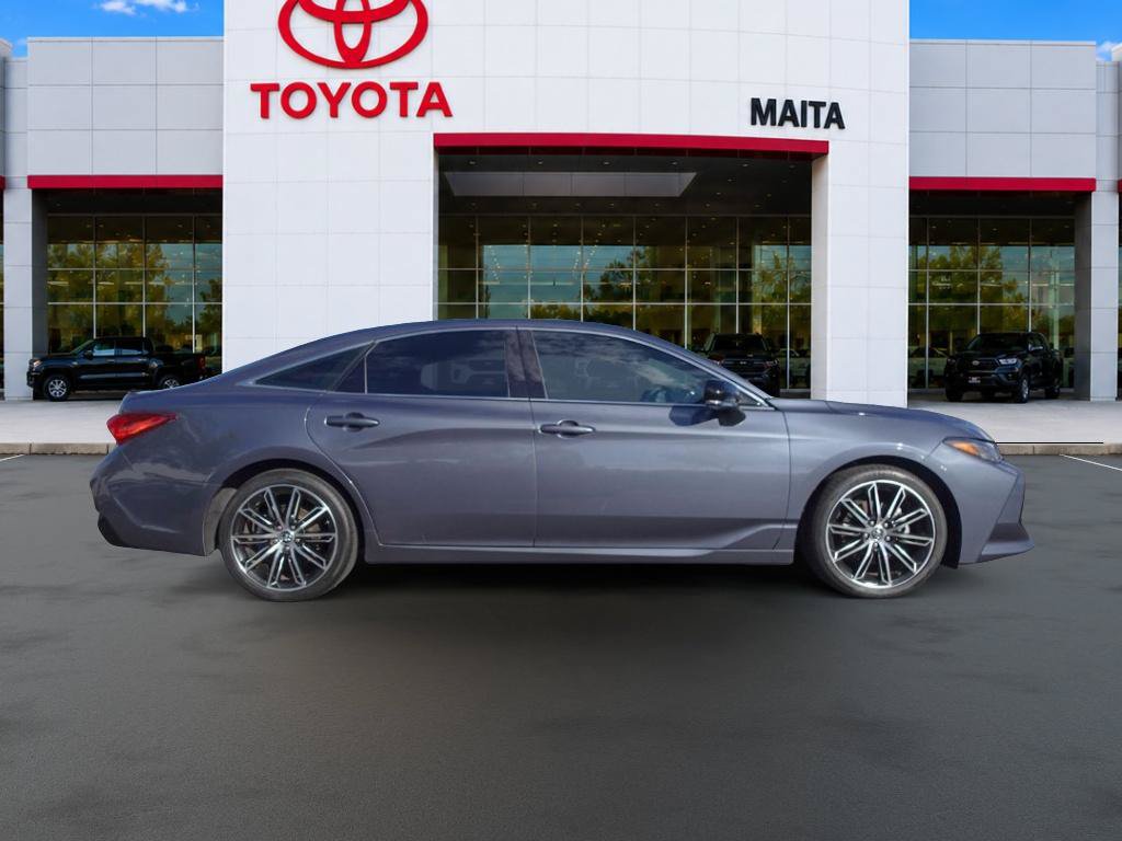Certified 2019 Toyota Avalon Touring w/ Advanced Safety Package FWD image 2