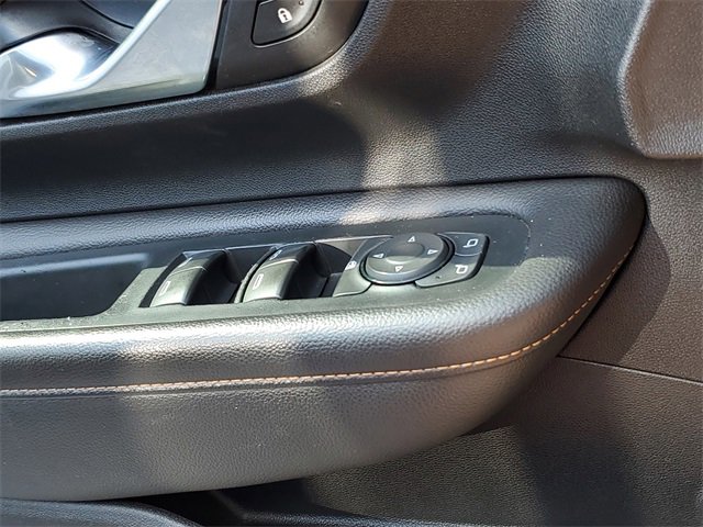 Used 2019 GMC Terrain SLE w/ Driver Convenience Package image 19