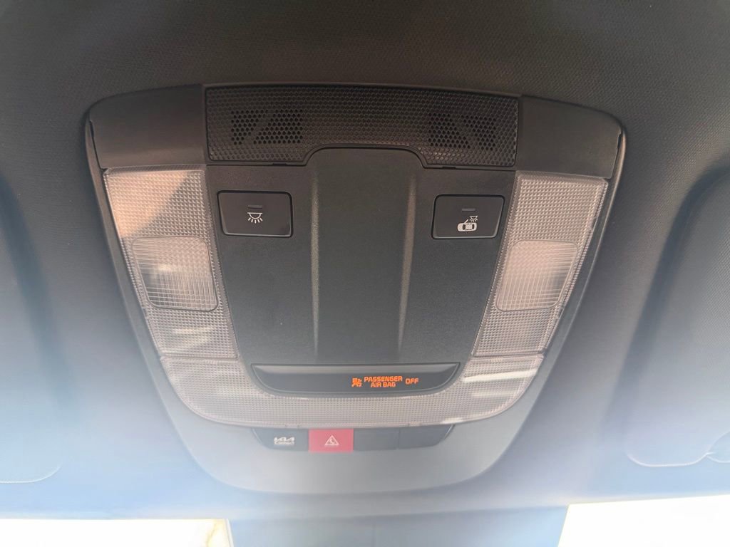 Used 2025 Kia Sportage X-Line image 19