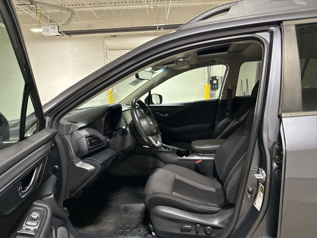 Used 2022 Subaru Outback Premium image 21