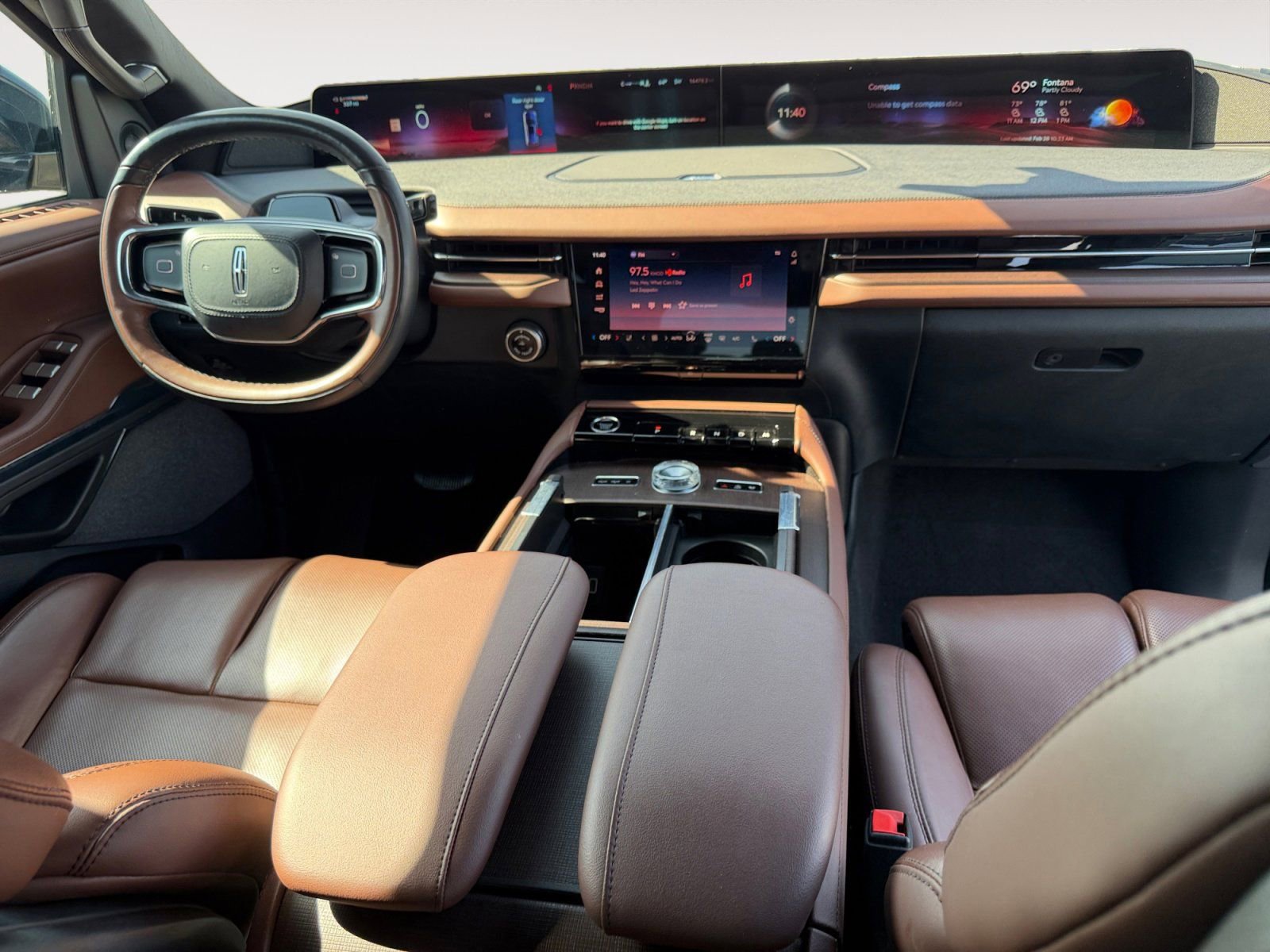 Certified 2025 Lincoln Navigator Reserve image 10