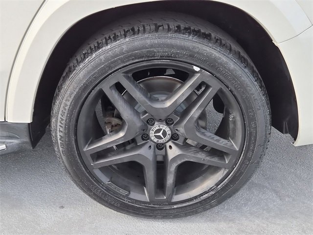Used 2019 Mercedes-Benz GLS 550 4MATIC w/ Grand Edition Package image 11