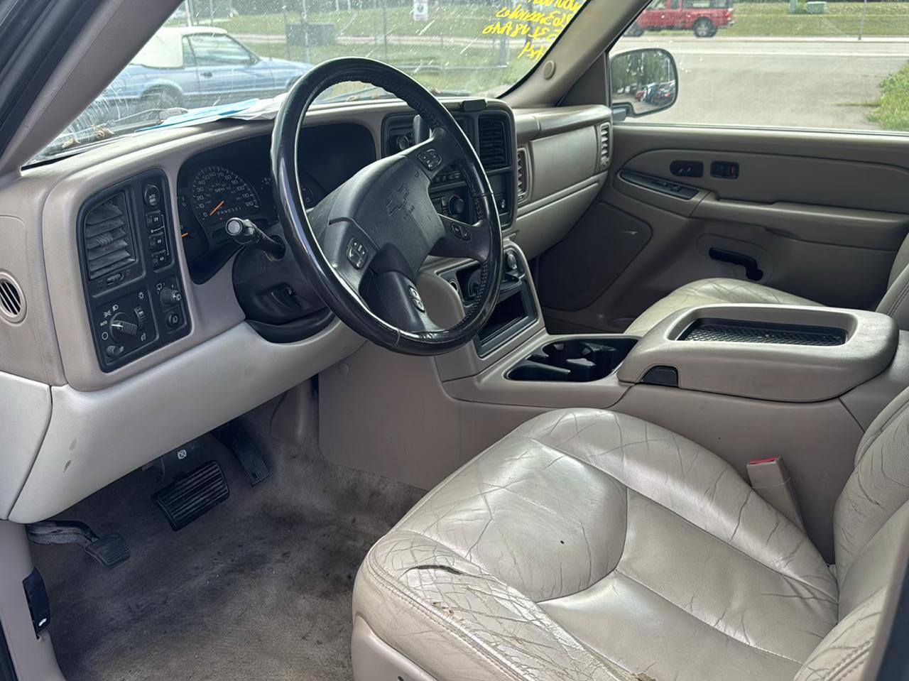 Used 2006 Chevrolet Suburban Z71 w/ Z71 Preferred Equipment Group AWD/4WD image 9