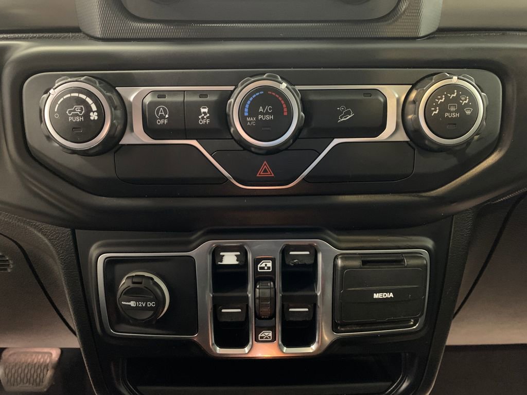 Used 2019 Jeep Wrangler Unlimited Sport S image 7